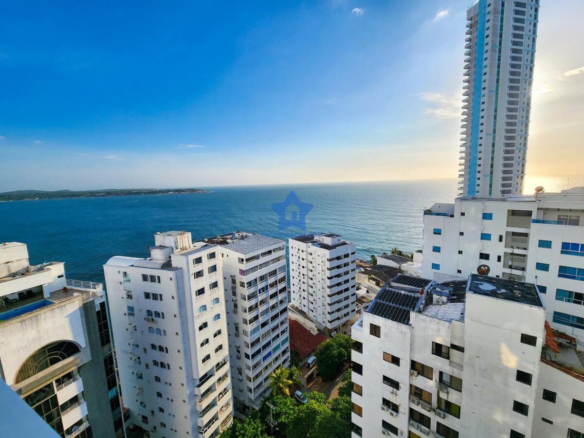 Piso 18 Blue Horizon Apartment *